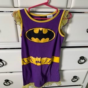 Size 7/8 Batman nightgown!